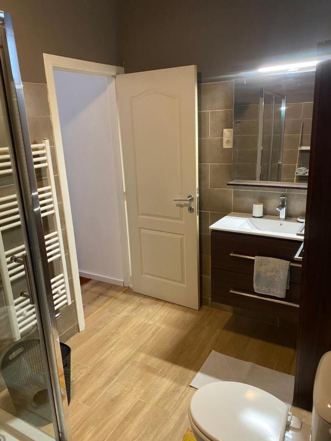 Superbe Appartement Charleroi Exterior photo